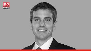 Arteaga Gorziglia nombra a Maximiliano Concha Rodríguez como Director de la  Práctica de “Derecho Tributario y Aduanero”.