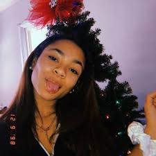 Brit Miixeddoll Instagram Photos And Videos Light Skin Girls Curly Hair Styles Beautiful Black Girl