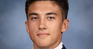 Norfolk Academy has given me a family that I will remember forever...”  Ethan Thurmond The University of Virginia Varsity Crew (Co-Captain),  Varsity Wrestling (Co-Captain), Military Appreciation Club (Co-President)  Making My Mark: Through