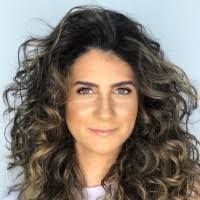 Jessica Barros's Instagram, Twitter & Facebook