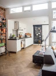 Vie De Famille Dans L Ancienne Imprimerie Planete Deco A Homes World Interieur Moderne De Cuisine Interieur De Cuisine Style Cuisine