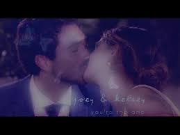 Joey & Kelsey A. Enjoy Romantic Day Exploring Spain