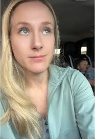 Nicole Lencioni's Instagram, Twitter & Facebook