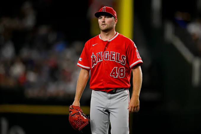 Angels' Reid Detmers trade to Cubs nixed as MLB deadline blows up - Yahoo  Sports
