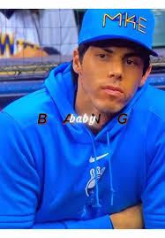 making me blush fr 🙊 #christianyelich #christianyelichedit