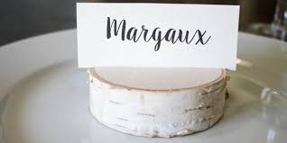 There are a lot of crafty ideas out there, but i've never seen this one before. Diy Place Card Holders