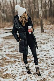 3 Cute Snow Outfits To Try This Winter Be Daze Live Winter Outfits Snow Snow Boots Outfit Winter Fashion Outfits