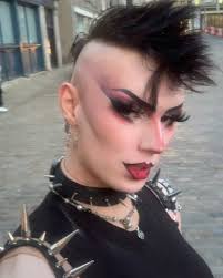 Call me a villain, I dare you 😈 But call me a snake and it's true 🐍