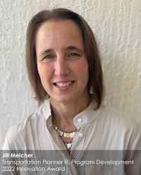 Randi Bloom's Instagram, Twitter & Facebook