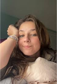 Katie Ratcliffe's Instagram, Twitter & Facebook