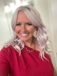 Picture mail🥰 Look at this cutie! My sister/cousin Arminta Richardson  Harris rocking her “A” while layering it as well! You are looking fabulous  as always Mint! Thank you for your support!😘 Initial