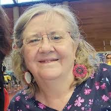 Janette Page's Instagram, Twitter & Facebook