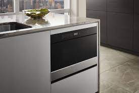 Microwave ovens can also be used as grill and oven combis, for added functions in a busy kitchen. Built In Vs Countertop Microwaves