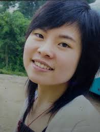 Chinese quake parents want lifelong visas to visit their children's graves 