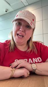 Thailand, darling #parkerposey #whitelotus