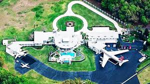 Spinnereiweg 1a, 8307 effretikon, schweiz. 10 Unglaubliche Hauser Die Stars Millionen Gekostet Haben Youtube