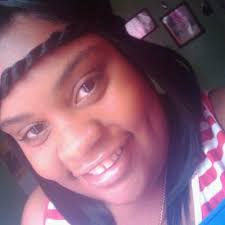 Trisha Boyd (@LovelyInPink12)