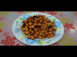 Ikan bilis dan tempe yang digoreng sehingga rangup membuatkan resepi ini menjadi sangat addictive. Resepi Kacang Kuda Pedas Acu Youtube
