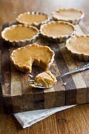 Mini Pumpkin Tarts With Homemade Pumpkin Puree Pumpkin Tarts Pumpkin Recipes Dessert Recipes
