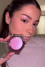 The new Lavender Luv'r highlighter from RiRi 🛒🛍️🪻 #cc