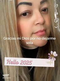 Exploring the Meaning Behind 'Papi No Me Dejes Sola'