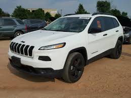 The 2016 jeep cherokee trailhawk is just that kind of vehicle. Jeep Cherokee Sport 2016 White 2 4l 4 Vin 1c4pjmab4gw310162 Free Car History