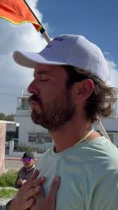 🚨 LA PATRULLA ESPIRITUAL: este fue el reportaje por el que fui galardonado  con el #PremioNacionaldeLocucion 🫂 Nuestras cámaras fueron testigos del  reencuentro de Esequiel con su mejor amigo, Gabino, tras décadas