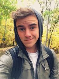 Clinton Hoang (clintonhoang)