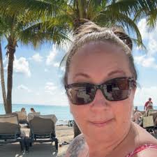 Is Nature's Domain dog food available in Grande Prairie?