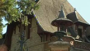 Plus D Infos Sur Http Wizdeo Com S Clermont1ere La Maison Mantin Une Extension Du Musee Anne De Beaujeu A Moulins Ouvrira Ses Por Avec Images Le Moulin Maison France