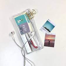 皆さん ペンケースはどんなものを使っていますか クリアケースが流行ったり あるブランドもののペンケースが話題になったり こまめに使うペンケースって自分のお気に入りが詰まったものが良いです ペンケース かわいい 韓国 筆箱 ペンケース シンプル