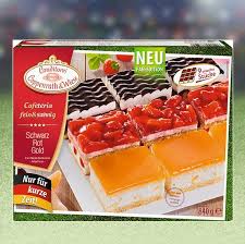 Lesen sie bewertungen, nachrichten und aktuelle trends wie tiefkühltorten | kuchen. Zum Anpfiff Ein Stuck Kuchen Gefallig Unser Schwarz Rot Gold Blechkuchen Jetzt Fur Kurze Zeit Cafeteri Schwarz Rot Gold Coppenrath Und Wiese Stuck Kuchen
