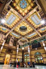 Het Stationsgebouw Van Groningen Centraal Station Groningen Groningen Nederland Stad