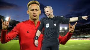 Di sisi lain, pemilihan kuipers oleh uefa bukan tanpa sebab. Heftige Kritik Psg Star Neymar Schiesst Gegen Champions League Schiedsrichter Sportbuzzer De