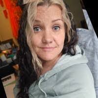 Danielle Vanwinkle's Instagram, Twitter & Facebook