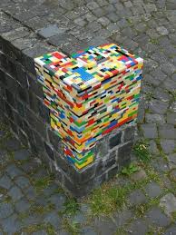 Lego Steine Interessante Tatsachen Und Kreative Diy Ideen Utopische Strassenkunst Streetart Strassenkunst