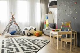 Se venden en un juego de dos unidades con forma de diamante en color blanco provisto de un soporte de hierro para colgarlas de la pared. Como Decorar Una Sala De Juegos Para Ninos