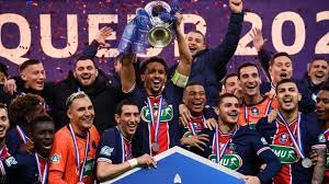 Kemenangan dramatis pebalap red bull, max verstappen dalam balapan gp prancis atas lewis hamilton membuatnya kini sukses memperlebar posisinya di puncak klasemen sementara formula 1 2021. Kalahkan As Monaco 2 0 Psg Segel Juara Piala Prancis 2021