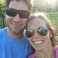 Lindsay Brink (@brink_lindsay)