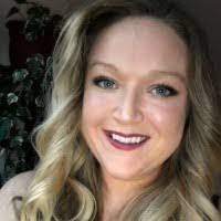 Melanie Rausch's Instagram, Twitter & Facebook