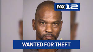 Man wanted after string of thefts at Plaid Pantry stores in Portland