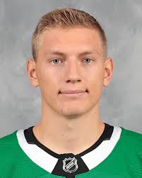 Shane Hanna's Instagram, Twitter & Facebook