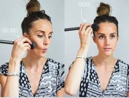 How to apply bronzer on nose. What Is Bronzer How To Pick And Use It