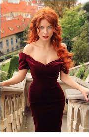 Red Hair And Burgundy Dress Stepupladies Net Red Haired Beauty Beautiful Red Hair Beautiful Redhead
