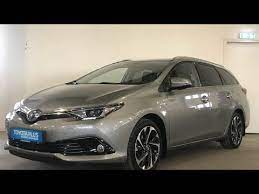 toyota auris touring sports 1 8 hybrid dynamic 17 quot lmv pdc toyota auris hybrid car toyota