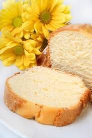 This easy pound cake recipe uses only 4 ingredients that all weigh in at 1 pound each. A Delicious And Moist Gluten Free Pound Cake Using Cream Cheese As The Key Ingredient Gluten Free Pound Cake Gluten Free Sweet Gluten Free Sweets