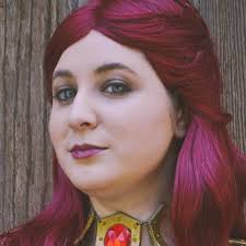 Gorgeous updo! It looks so clean! 😃 Eule Fawkes Cosplay used our Ororo  Classic, Hairbun and Braid in Maroon for Melisandre's fiery locks! #ardwigs  #ardastyle #gameofthrones #got #gameofthronescosplay #cosplay #gotcosplay  #melisandre #cosplaywig #