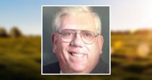 Lee Sundberg's Instagram, Twitter & Facebook