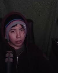 Confused Quackity In 2020 Pretty Men Reaction Pictures Pretty Boys