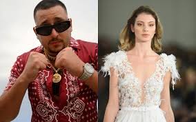 Βιντεάκια από την επικαιρότητα, το δελτίο ειδήσεων και τις εκπομπές του star. Epwgacw Wd7x M